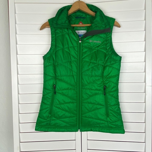 Columbia Jackets & Blazers - Bright green Columbia omniheat vest size small